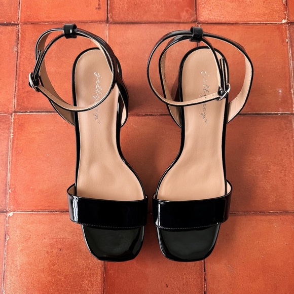 Sz 8.5 Jellypop Shannon Dressy Platform Block Heel Sandals In Glossy Black GUC - Picture 2 of 7